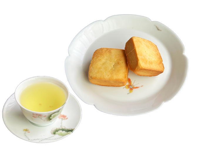 パイナップルケーキと台湾茶